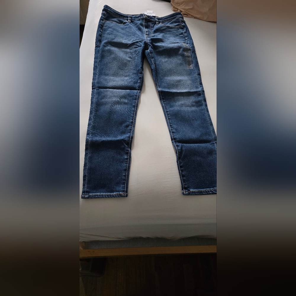 Womens American Egle  Blue Jeans Size 14